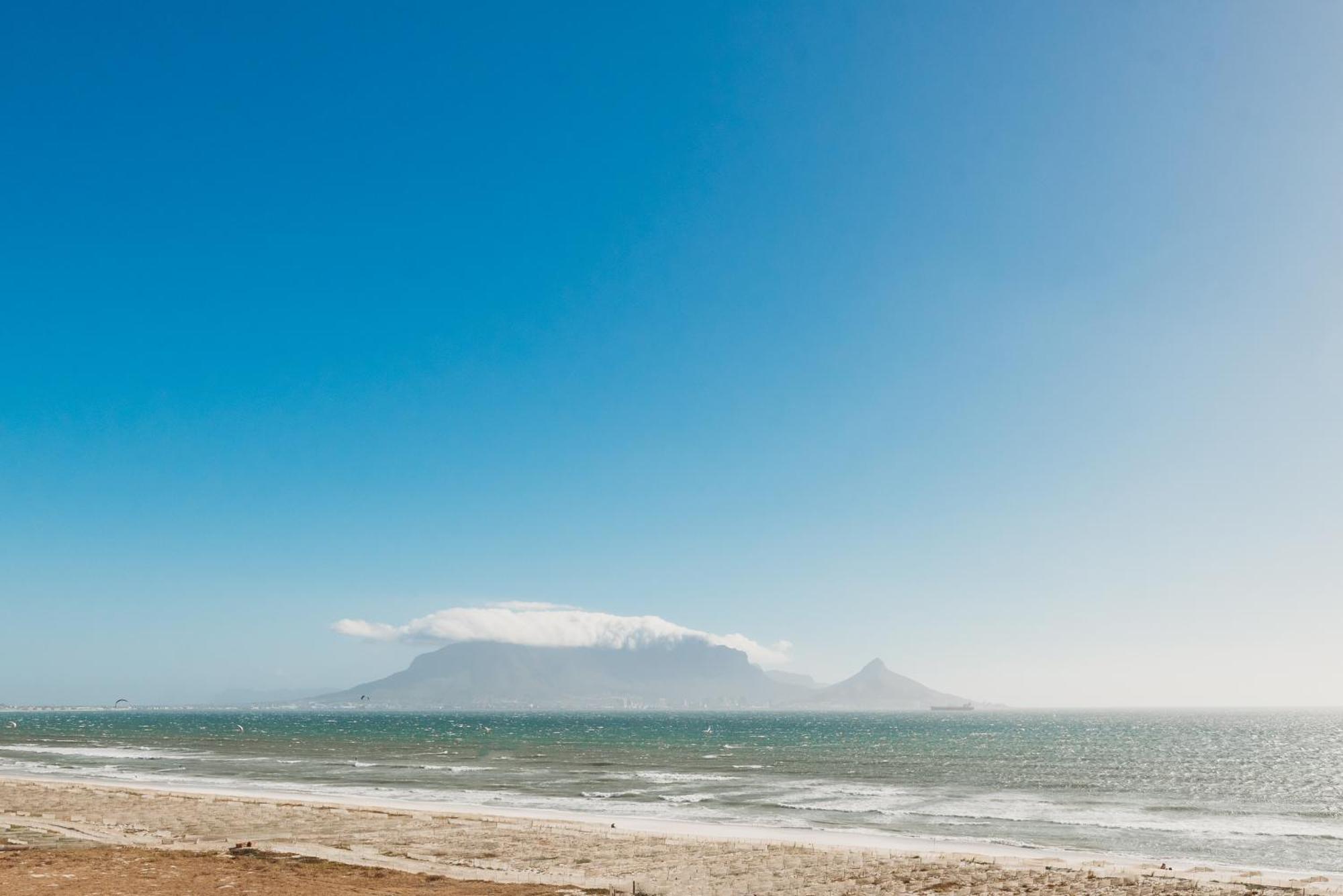 Voir La Mer - Blouberg Beach Bloubergstrand Bagian luar foto